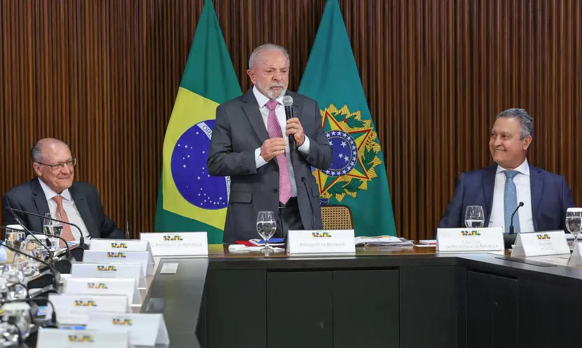 Trước thềm bầu cử, Tổng thống Brazil mạnh tay cải tổ nội các, công bố người đồng hành tranh cử. (Nguồn: Agencia Brasil) Trước thềm bầu cử, Tổng thống Brazil mạnh tay cải tổ nội các, công bố người đồng hành tranh cử. (Nguồn: Agencia Brasil)