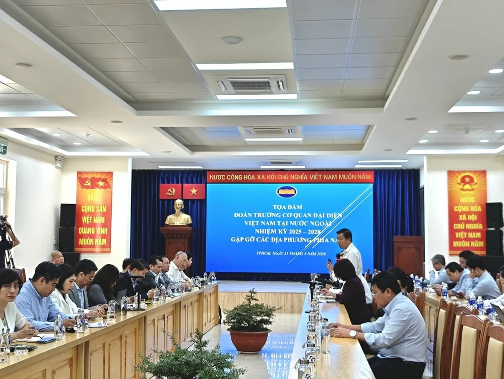 Toàn cảnh buổi Tọa đàm giữa Đoàn Trưởng Cơ quan đại diện ngoại giao Việt Nam ở nước ngoài nhiệm kỳ 2025-2028 và đại diện các địa phương phía Nam chiều 31/3 tại TP HCM. Toàn cảnh buổi Tọa đàm giữa Đoàn Trưởng Cơ quan đại diện ngoại giao Việt Nam ở nước ngoài nhiệm kỳ 2025-2028 và đại diện các địa phương phía Nam chiều 31/3 tại TP HCM.