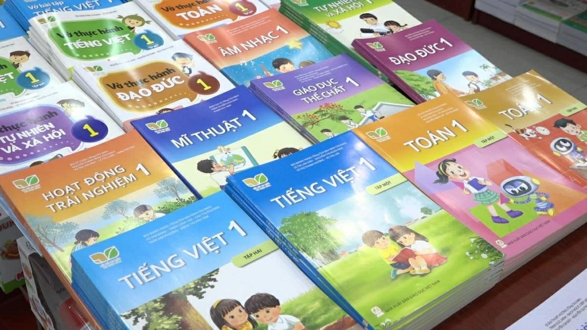 Dự kiến miễn phí sách giáo khoa từ năm học nào?