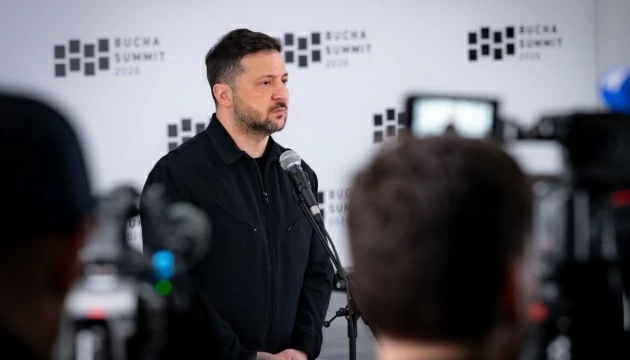 Hòa đàm Nga-Ukraine: Tổng thống Zelensky chuẩn bị họp với Mỹ, EU nhắc nhở vai trò không thể thiếu của châu Âu Hòa đàm Nga-Ukraine: Tổng thống Zelensky chuẩn bị họp với Mỹ, EU nhắc nhở vai trò không thể thiếu của châu Âu