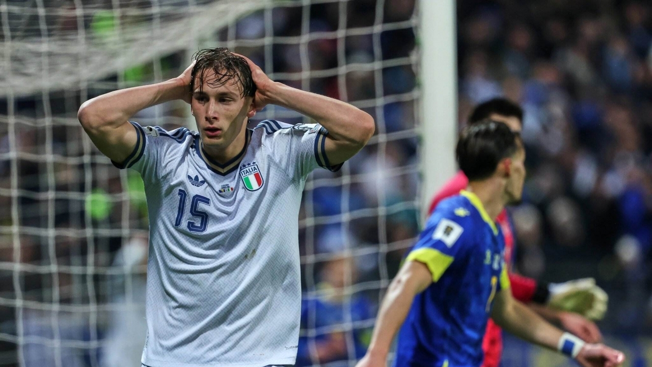 Italy lại lỡ hẹn với World Cup sau thất bại cay đắng