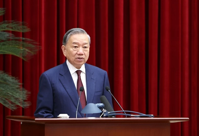 Kiên định tầm nhìn trăm năm – Nâng tầm vị thế Việt Nam trong thế giới biến động