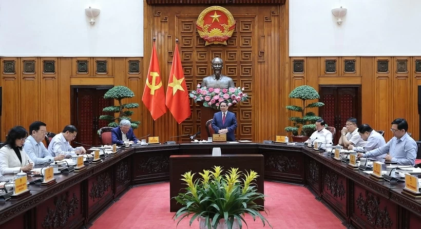 Thủ tướng: Xây dựng ngay kho dầu thô tại Nghi Sơn và tính toán các địa điểm khác Thủ tướng: Xây dựng ngay kho dầu thô tại Nghi Sơn và tính toán các địa điểm khác