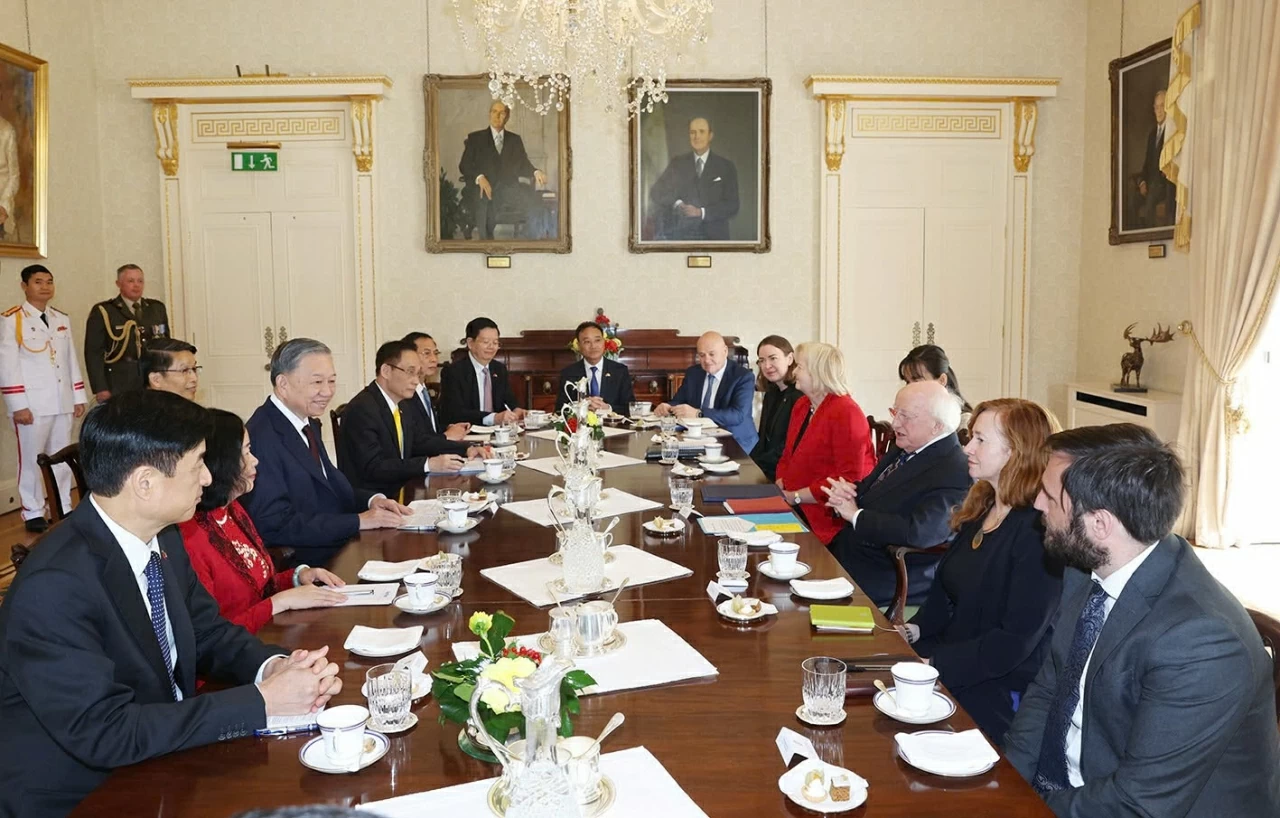 4. Số 14(V): Việt Nam - Ireland: Bước chuyển mình mạnh mẽ 4. Số 14(V): Việt Nam - Ireland: Bước chuyển mình mạnh mẽ