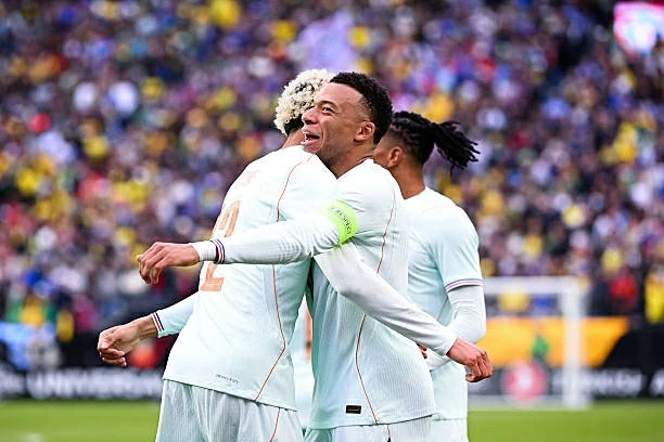 Đội tuyển Tây Ban Nha mất vị trí số 1 trên bảng xếp hạng FIFA