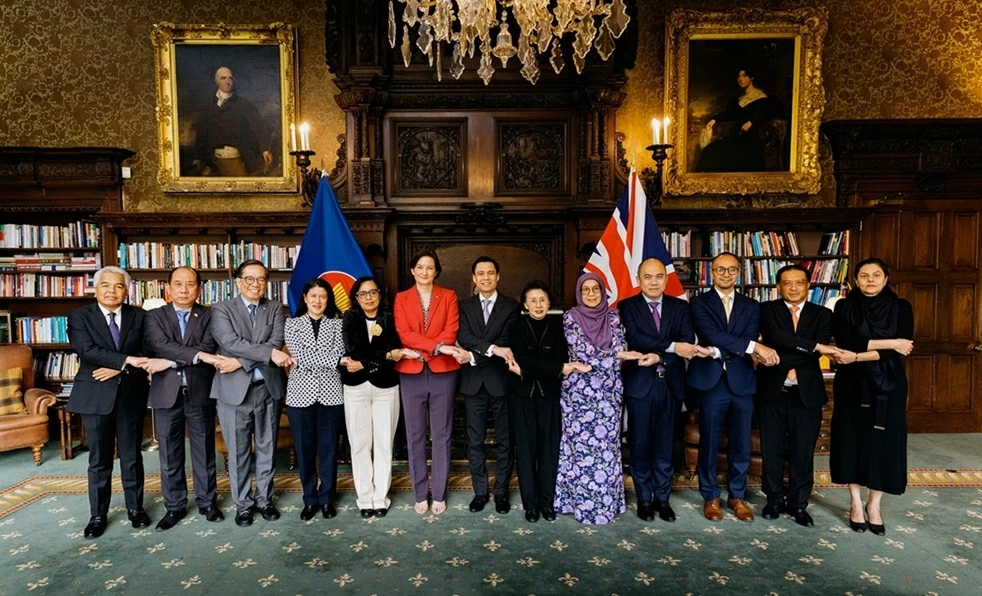 Quan hệ đối thoại ASEAN-Anh: Đối tác năng động, hợp tác thực chất, hướng tới tương lai