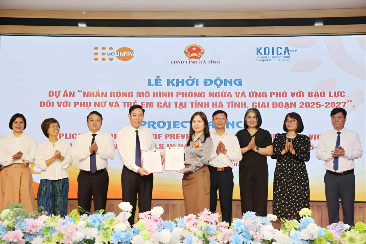 Thúc đẩy bình đẳng giới và xóa bỏ mọi hình thức bạo lực trên cơ sở giới