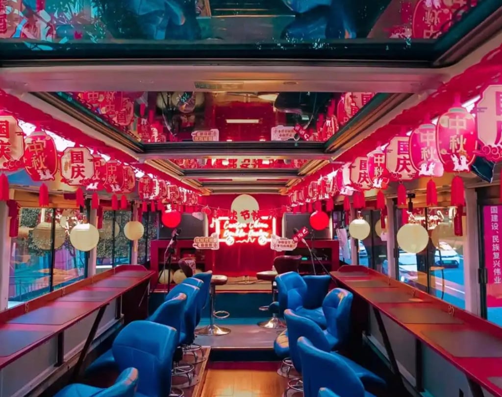 Có cơ hội, hãy trải nghiệm xe buýt giải trí ở Trung Quốc