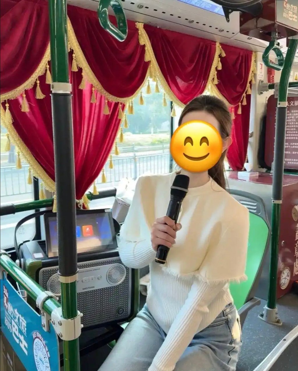 Có cơ hội, hãy trải nghiệm xe buýt giải trí ở Trung Quốc