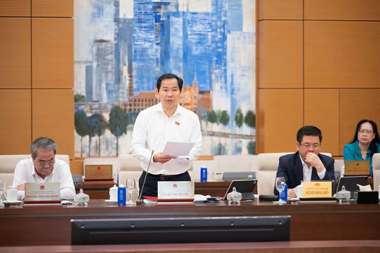 Uỷ ban Thường vụ Quốc hội cho ý kiến (lần 3) về việc chuẩn bị Kỳ họp thứ Nhất, Quốc hội Khoá XVI