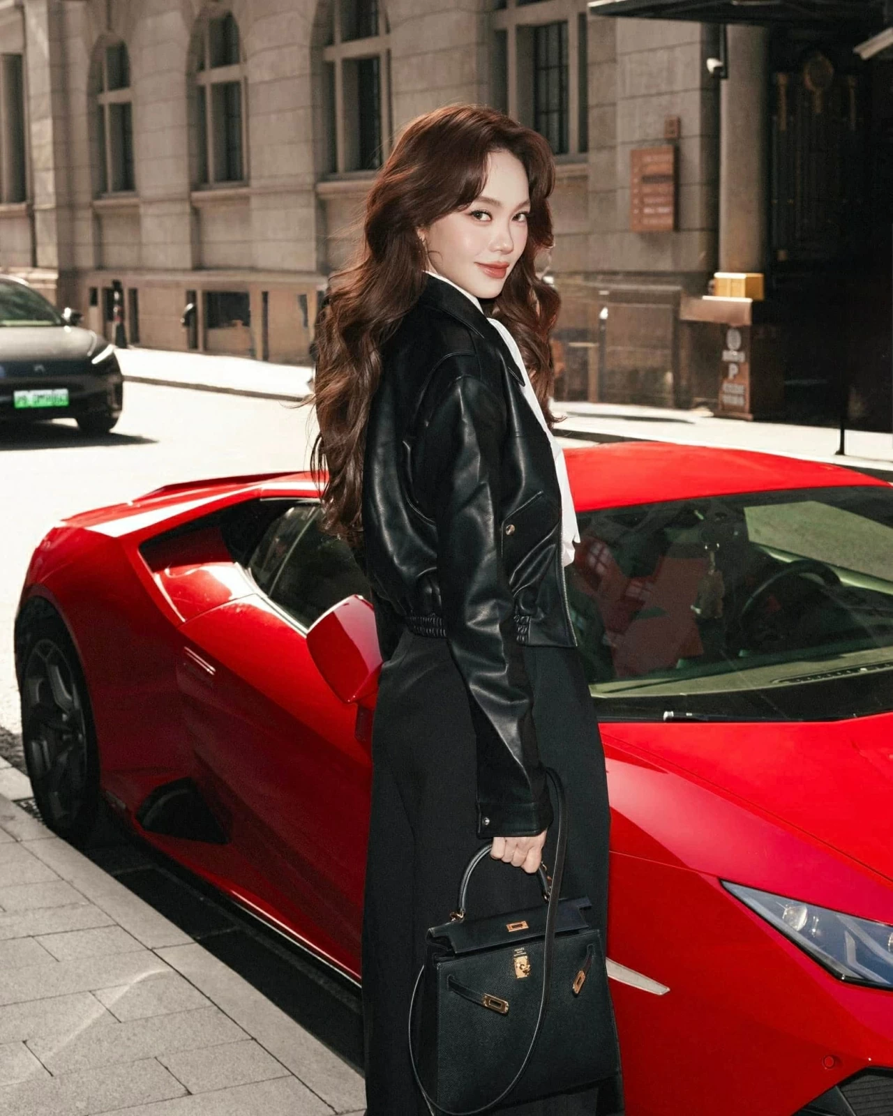 Đời thường năng động của diễn viên Minh Hằng