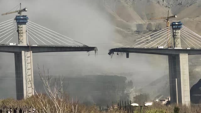 Xung đột Trung Đông: Tổng thống Mỹ cảnh báo 'sẽ còn nhiều điều tồi tệ hơn', Israel tuyên bố hoàn tất các mục tiêu tấn công