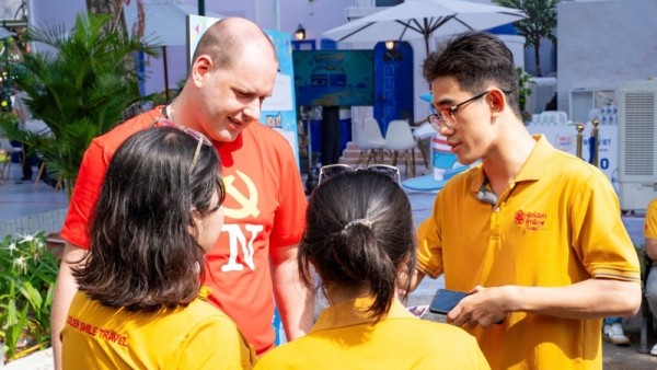 Rộn ràng khai mạc Ngày hội Du lịch TP.HCM 2026, kích cầu mạnh mùa hè