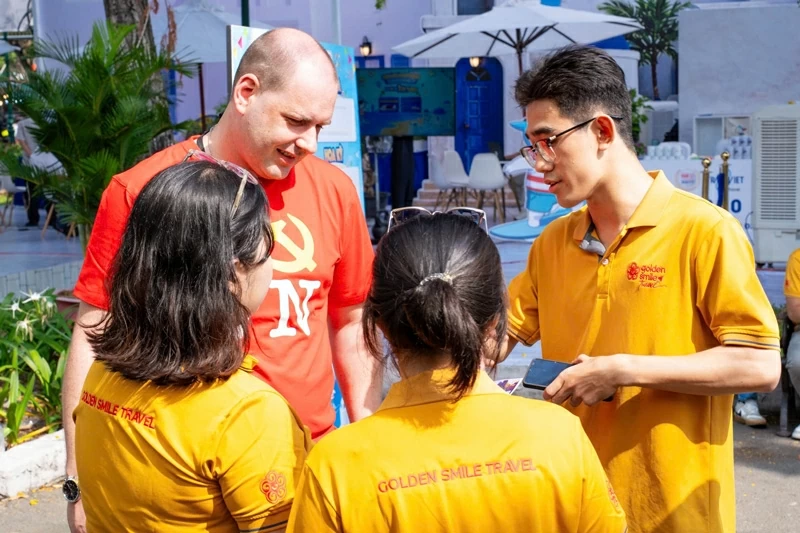 Rộn r&agrave;ng khai mạc Ng&agrave;y hội Du lịch TP.HCM 2026, k&iacute;ch cầu mạnh m&ugrave;a h&egrave;