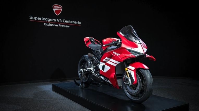 Cận cảnh Ducati Superleggera V4 Centenario, giá dự kiến 4,55 tỷ đồng