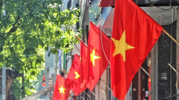 Bộ Nội vụ: Không có chủ trương hoán đổi để nghỉ 9 ngày dịp Giỗ Tổ, 30/4–1/5