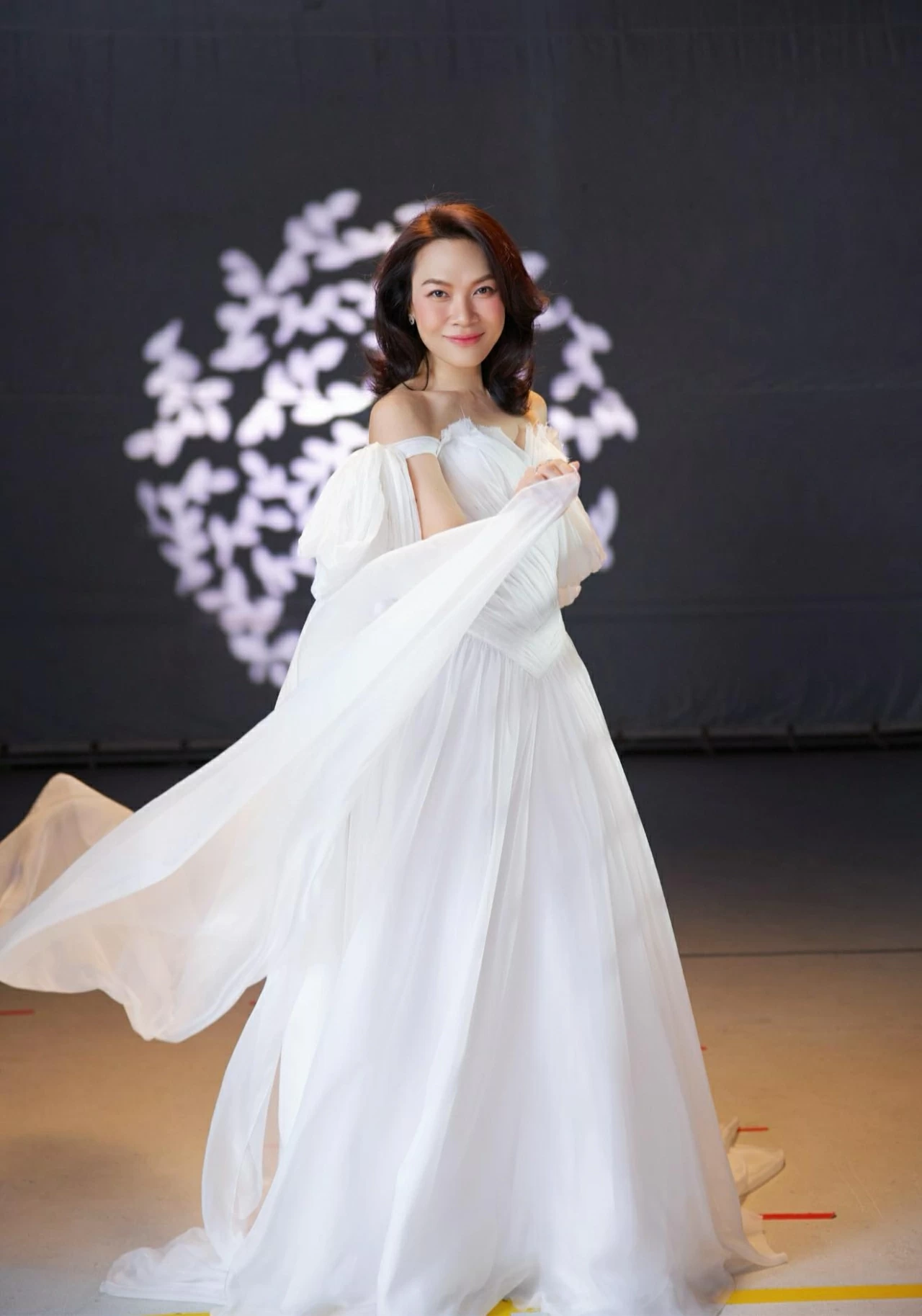 Ca sĩ Mỹ Tâm hóa nàng thơ trong bộ ảnh mới Ca sĩ Mỹ Tâm hóa nàng thơ trong bộ ảnh mới