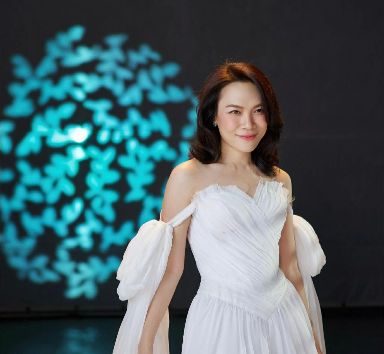Ca sĩ Mỹ Tâm hóa nàng thơ trong bộ ảnh mới