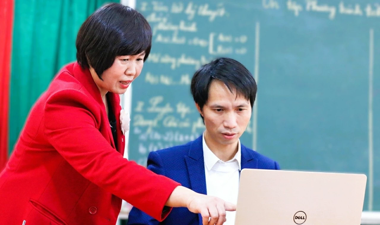 Bộ GD-ĐT quy định các năng lực số giáo viên phải đáp ứng