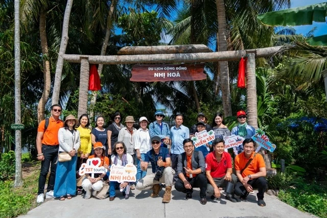 Sống chậm giữa miền sông nước: Nhị Hòa níu chân du khách bằng những điều bình dị nhất