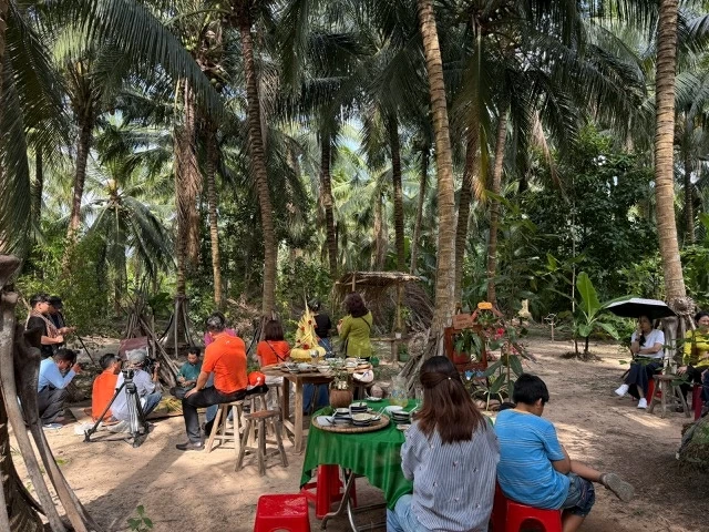 Sống chậm giữa miền sông nước: Nhị Hòa níu chân du khách bằng những điều bình dị nhất