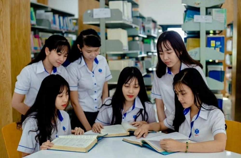 Bảo đảm, thúc đẩy quyền con người ở Việt Nam: Minh chứng từ thực tiễn Bảo đảm, thúc đẩy quyền con người ở Việt Nam: Minh chứng từ thực tiễn