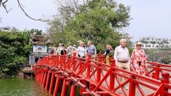 Du lịch Việt Nam lập kỷ lục đón khách quốc tế trong Quý I/2026