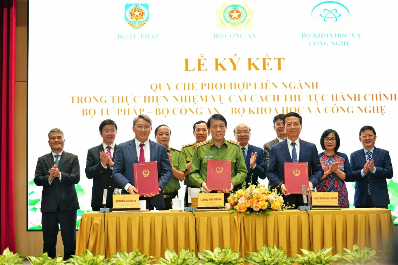 Ba Bộ ký kết quy chế phối hợp, thúc đẩy cải cách thủ tục hành chính