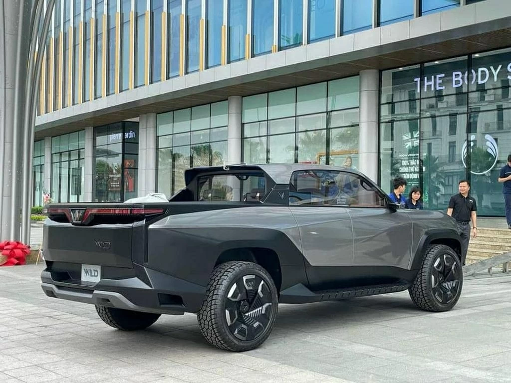 Khu vực thùng hàng của xe cũng được thiết kế khá linh hoạt.