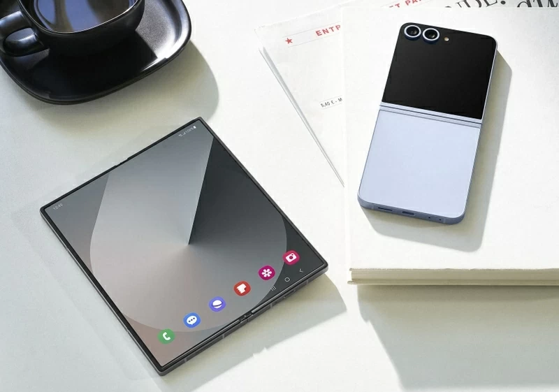 Các chuyên gia nhận định Samsung muốn đi trước đối thủ khi tung màn hình rộng. 