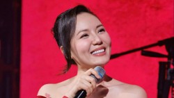 Ca sĩ Phương Linh lên tiếng về thông tin sai liên quan tới Hòa Minzy