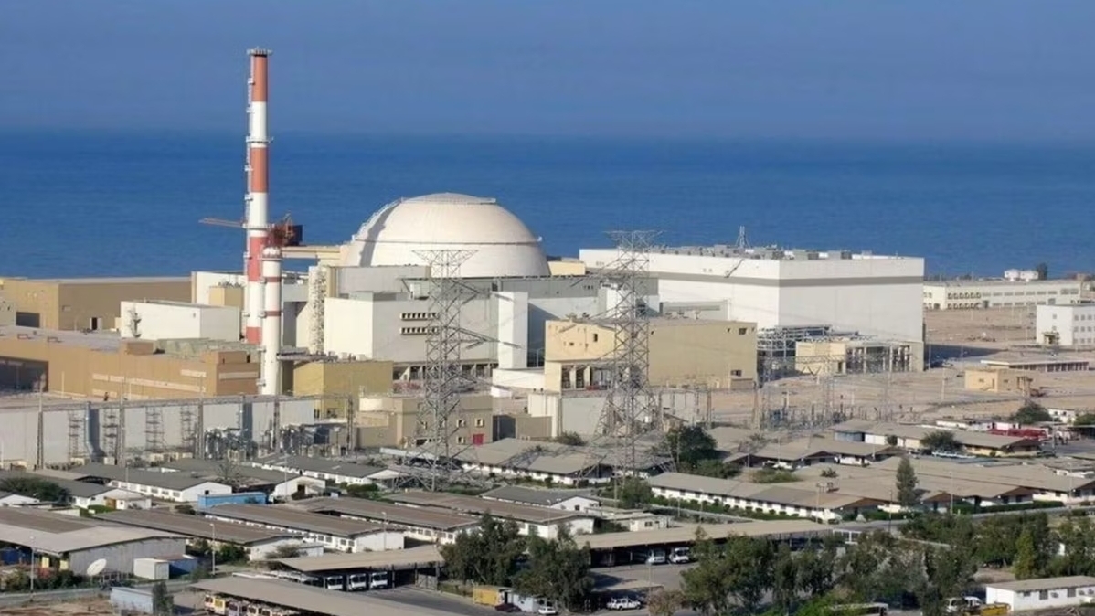Nga rút nhân sự khỏi nhà máy điện hạt nhân Bushehr (Iran)