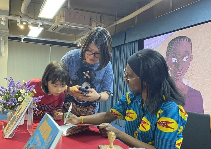 Mở cánh của về một châu Phi đầy sức sống