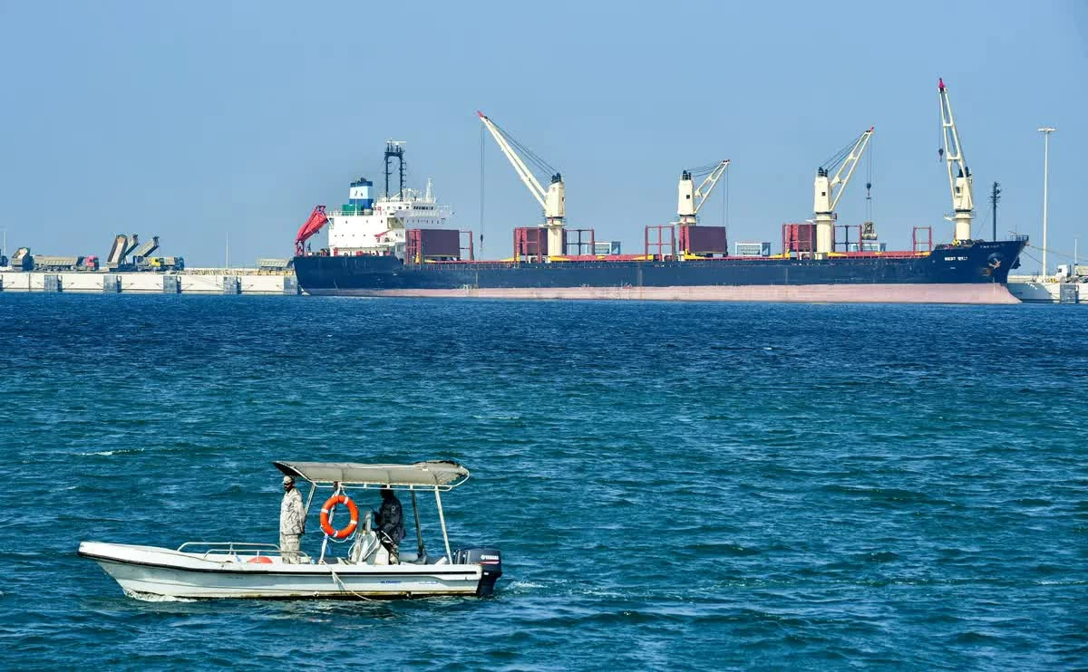 Căng thẳng Trung Đông: Xuất khẩu dầu vùng Vịnh giảm gần 50%; lạm phát Mỹ có thể tăng kỷ lục; chứng khoán châu Á ngập sắc xanh