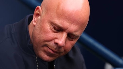 HLV Slot quyết định ra đi trong danh dự và tiền bạc