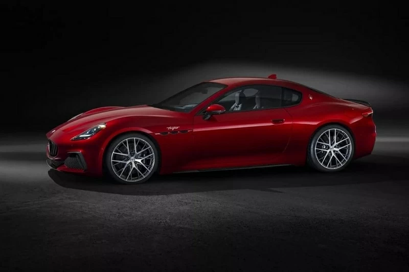 Cập nhật bảng giá xe hãng Maserati mới nhất tháng 4/2026.