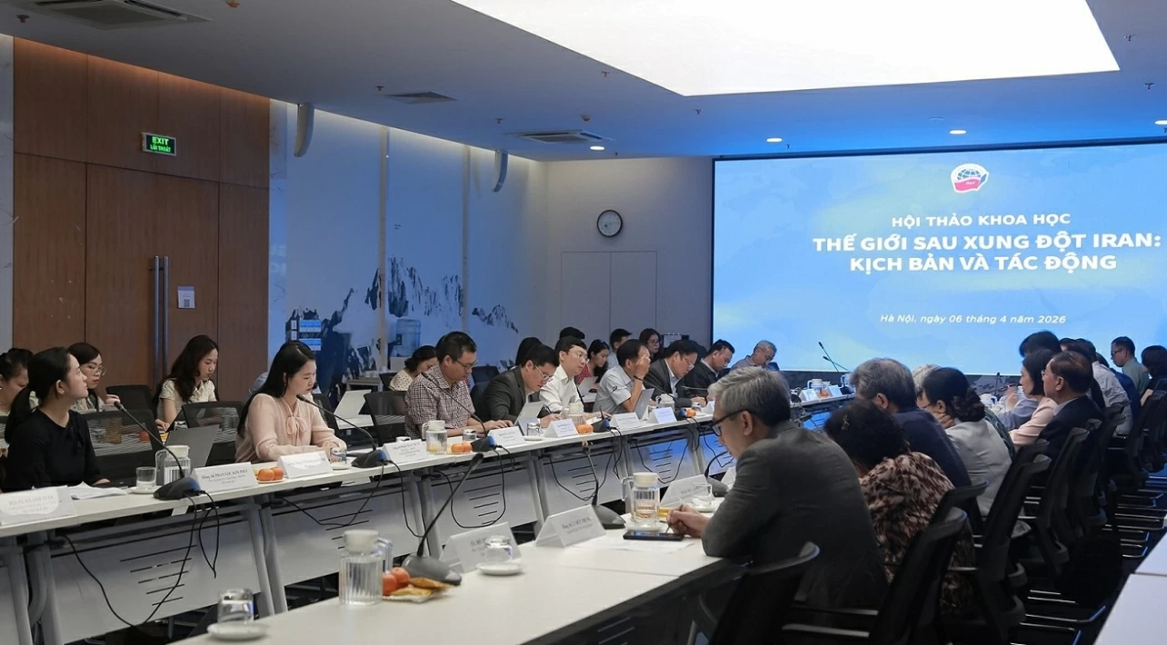 Học viện Ngoại giao tổ chức Hội thảo khoa học Thế giới sau xung đột Iran: Kịch bản và tác động Học viện Ngoại giao tổ chức Hội thảo khoa học Thế giới sau xung đột Iran: Kịch bản và tác động