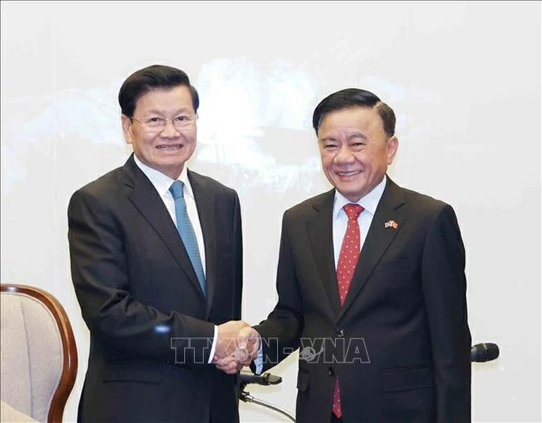 4. số 15: Thường trực Ban Bí thư Trần Cẩm Tú thăm Lào, Campuchia: Hạt cam kết cấp cao đơm thành “hoa trái” hành động cụ thể