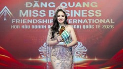 Người đẹp Đỗ Thị Thư giành danh hiệu Hoa hậu Đại sứ toàn cầu
