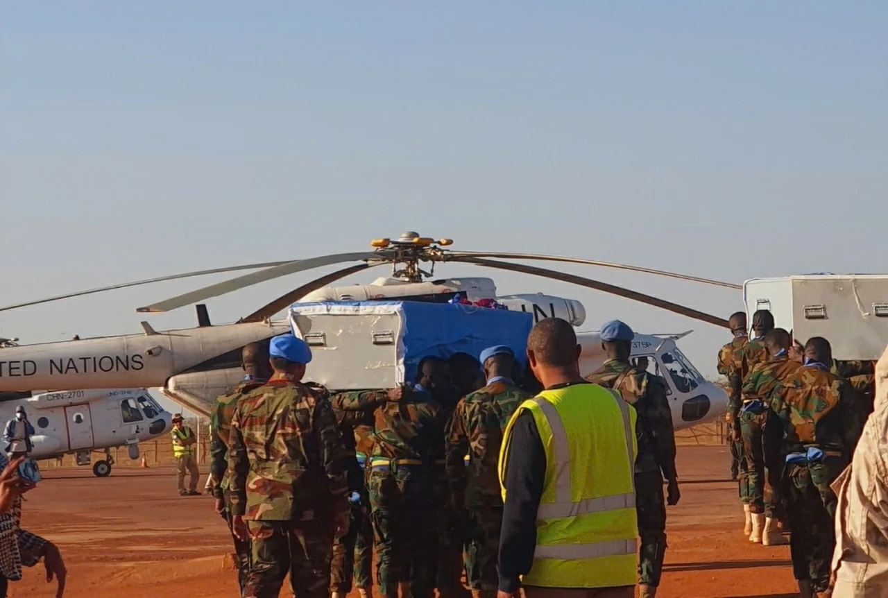 Chuyến hồi hương thiêng liêng của người lính mũ nồi xanh