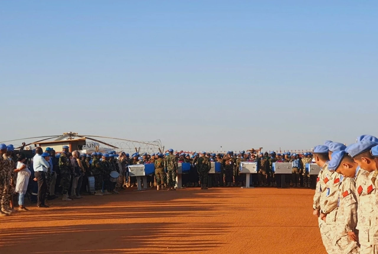 Chuyến hồi hương thiêng liêng của người lính mũ nồi xanh Chuyến hồi hương thiêng liêng của người lính mũ nồi xanh