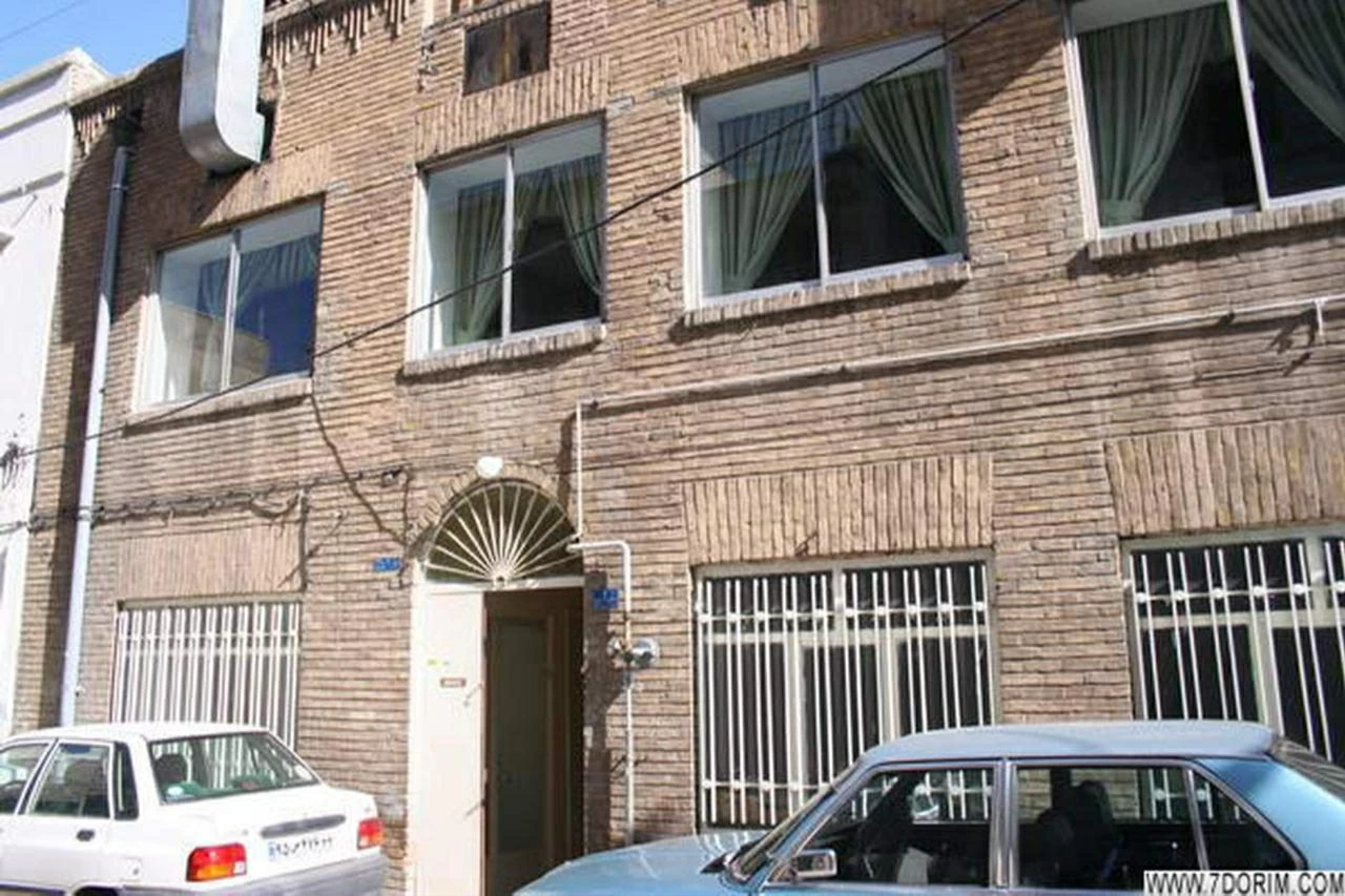 Xung đột Trung Đông: Israel phát cảnh báo khẩn tới người dân Iran, cùng với Mỹ phá hủy hoàn toàn một giáo đường Do Thái ở Tehran