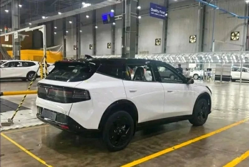 Hình ảnh đuôi xe mẫu SUV mới của VinFast.