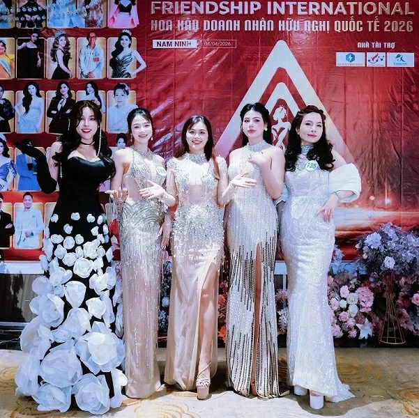 Người đẹp Moona Thanh Hà – Hành trình bứt phá ngoạn mục và lan tỏa giá trị Việt ra quốc tế Người đẹp Moona Thanh Hà – Hành trình bứt phá ngoạn mục và lan tỏa giá trị Việt ra quốc tế