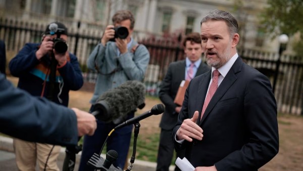 Mỹ nói quan hệ với Trung Quốc vẫn ‘ổn định’ giữa bối cảnh căng thẳng chuỗi cung ứng