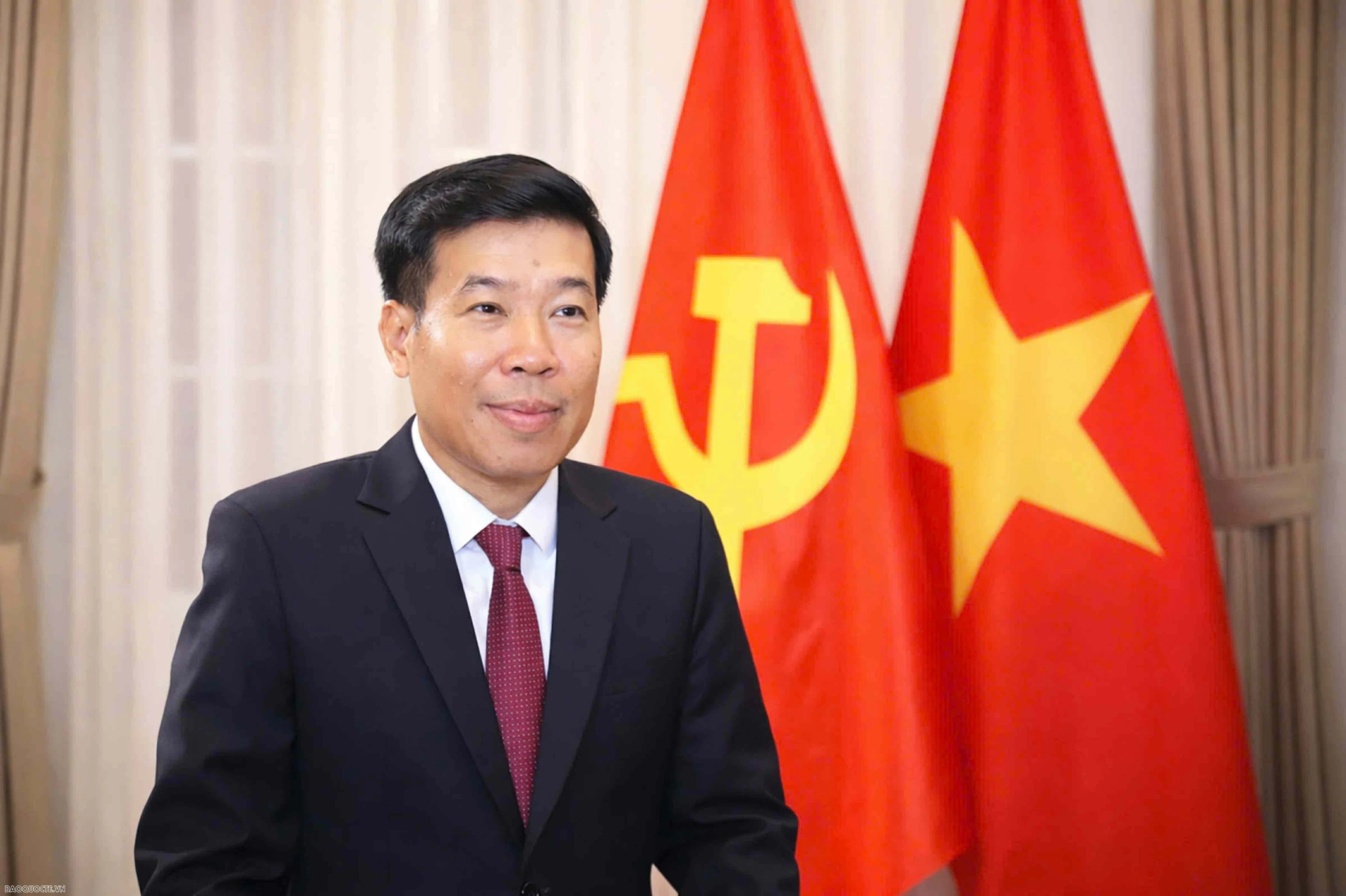 Thường trực Ban Bí thư Trần Cẩm Tú thăm Lào và Campuchia: Thể hiện rõ tính liên tục, đồng bộ trong triển khai đường lối đối ngoại của Đảng Thường trực Ban Bí thư Trần Cẩm Tú thăm Lào và Campuchia: Thể hiện rõ tính liên tục, đồng bộ trong triển khai đường lối đối ngoại của Đảng