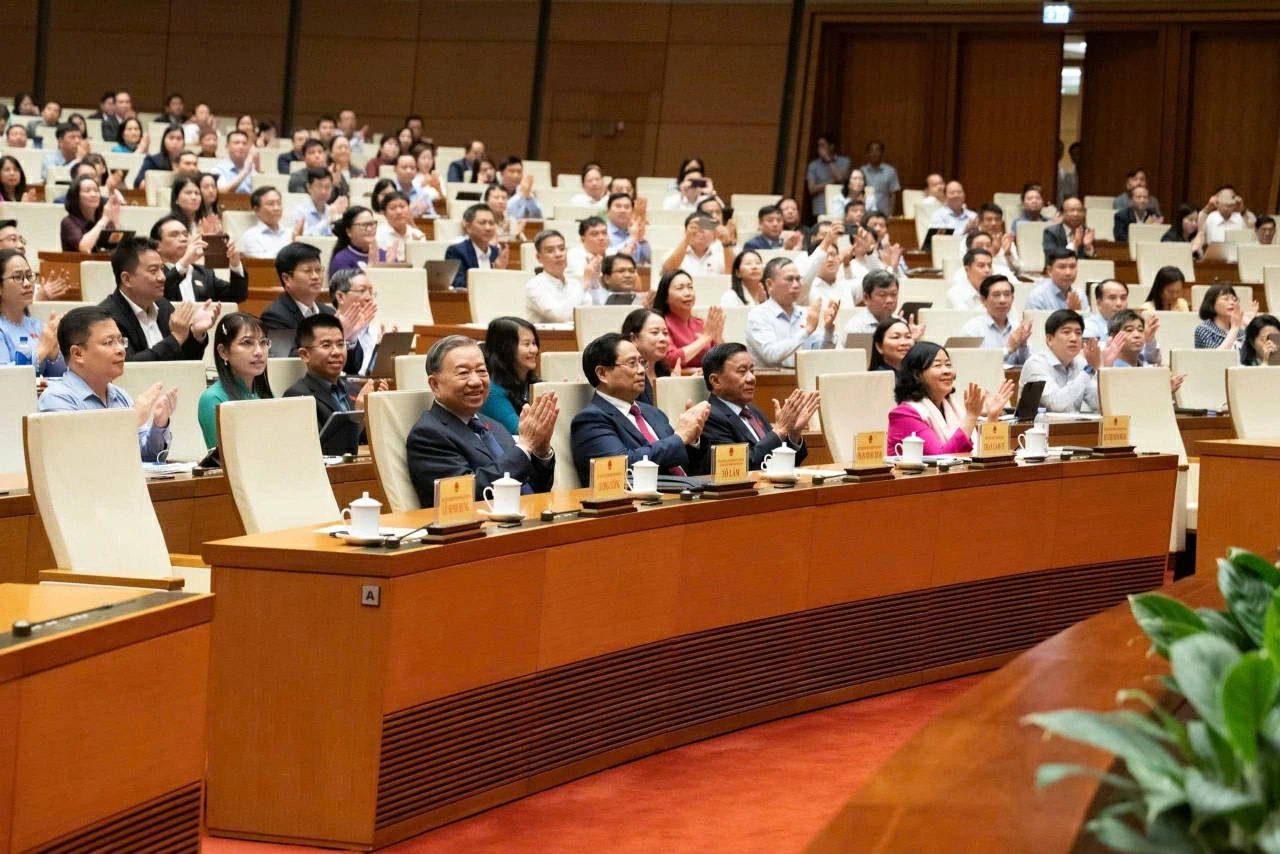 Quốc hội phê chuẩn việc bổ nhiệm Phó Thủ tướng, Bộ trưởng, thành viên Chính phủ