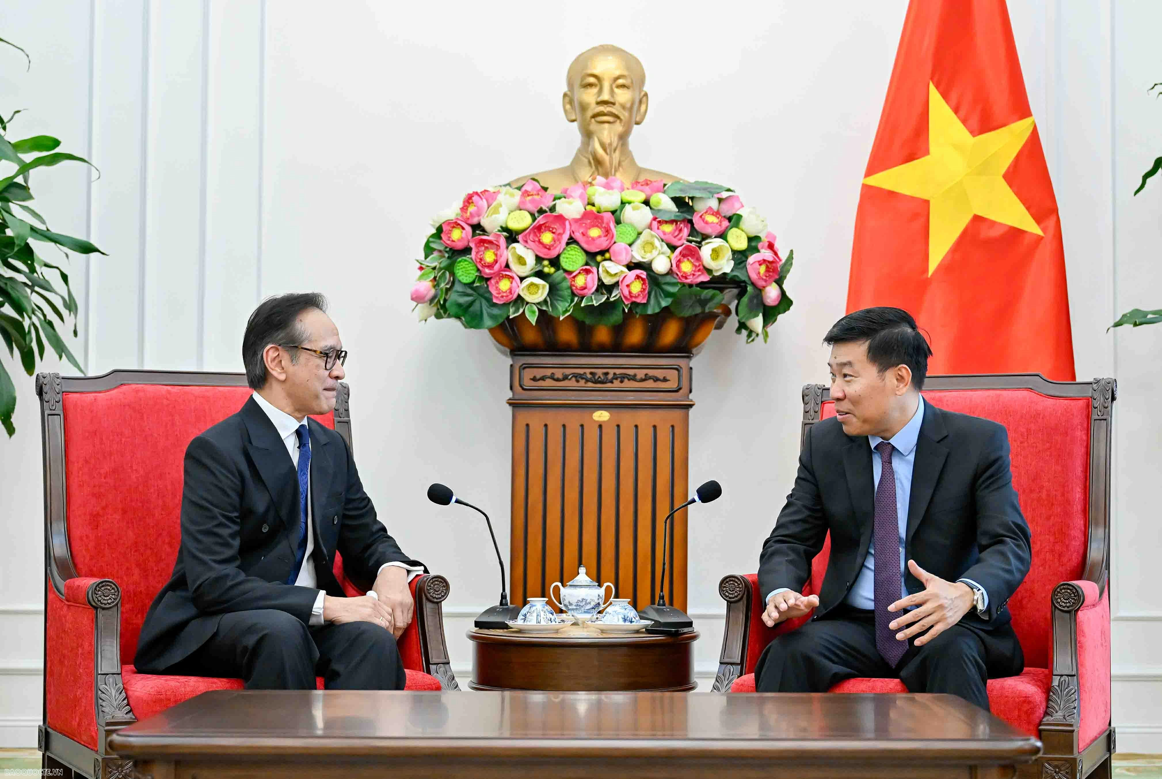 Thứ trưởng Nguyễn Mạnh Cường tiếp Tổ chức Amity Circle. (Ảnh: Nguyễn Hồng) Thứ trưởng Nguyễn Mạnh Cường