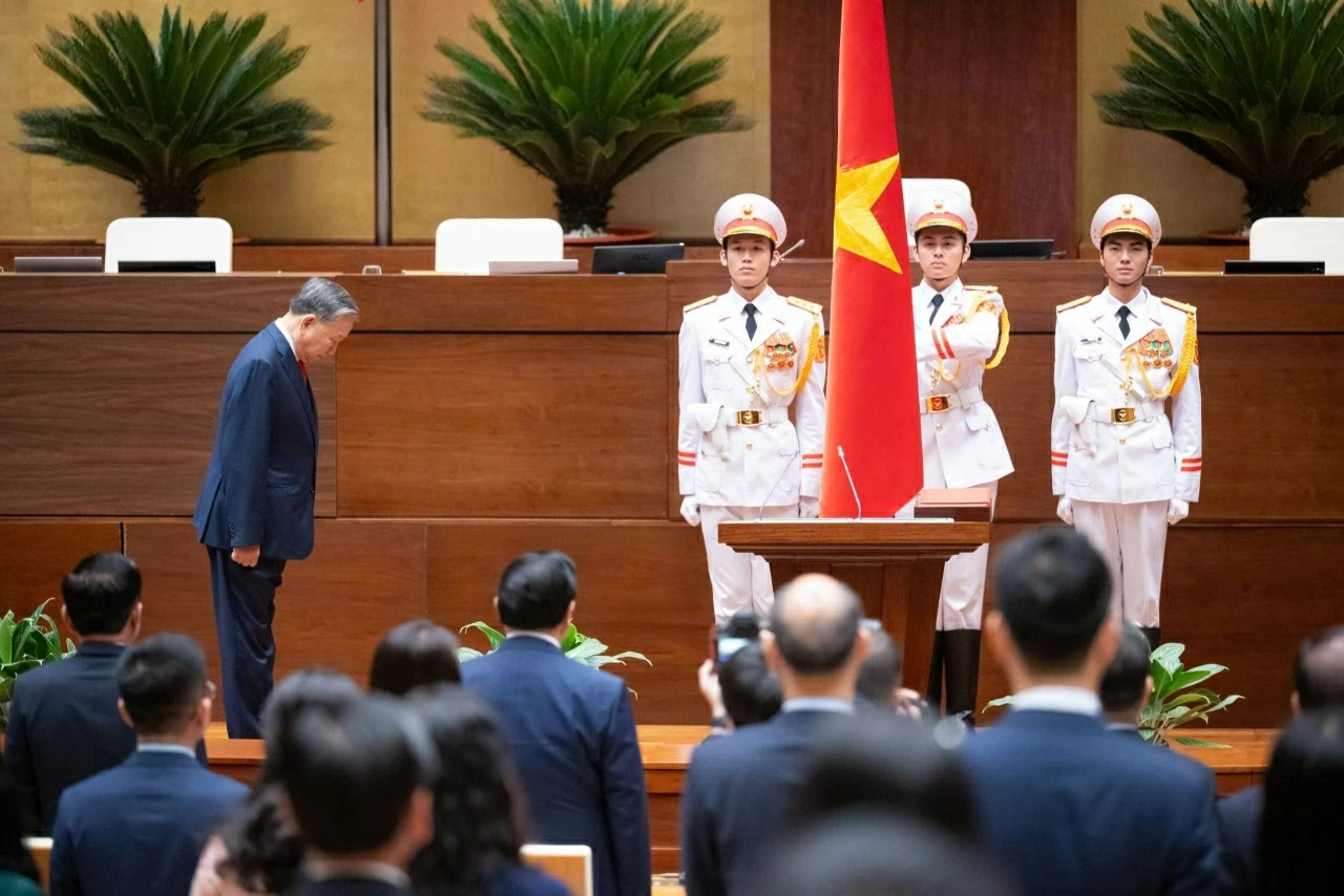 Kỳ họp thứ Nhất, Quốc hội khóa XVI: Một nhiệm kỳ hành động, đổi mới, đánh thức những kỳ vọng lớn lao của toàn xã hội Kỳ họp thứ Nhất, Quốc hội khóa XVI: Một nhiệm kỳ hành động, đổi mới, đánh thức những kỳ vọng lớn lao của toàn xã hội