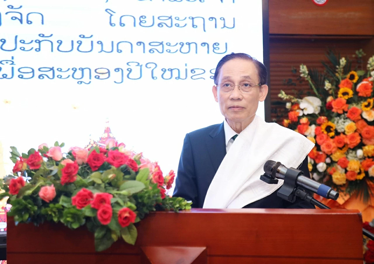 Ủy viên Bộ Chính trị, Bí thư Đảng ủy, Bộ trưởng Ngoại giao Lê Hoài Trung phát biểu tại buổi tiệc. (Ảnh: Thành Long)